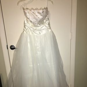 TAGS ATTACHED wedding dress Jessica McClintock